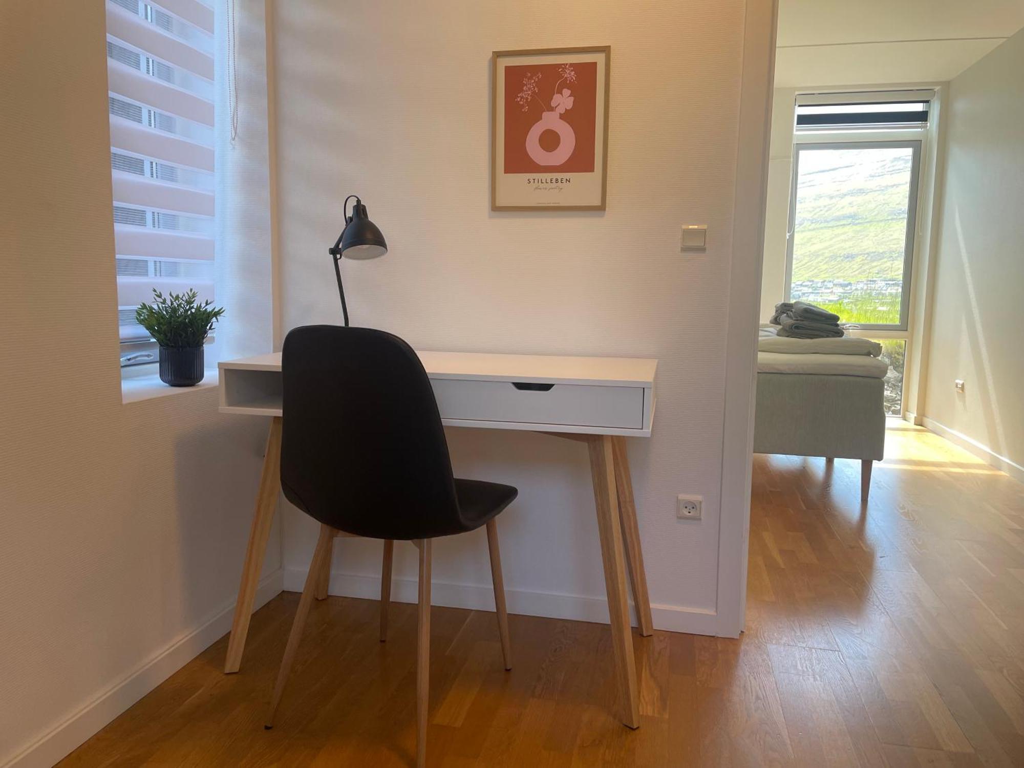 Unique Sea & Landscape View And Spacious Apartment Klaksvík 外观 照片
