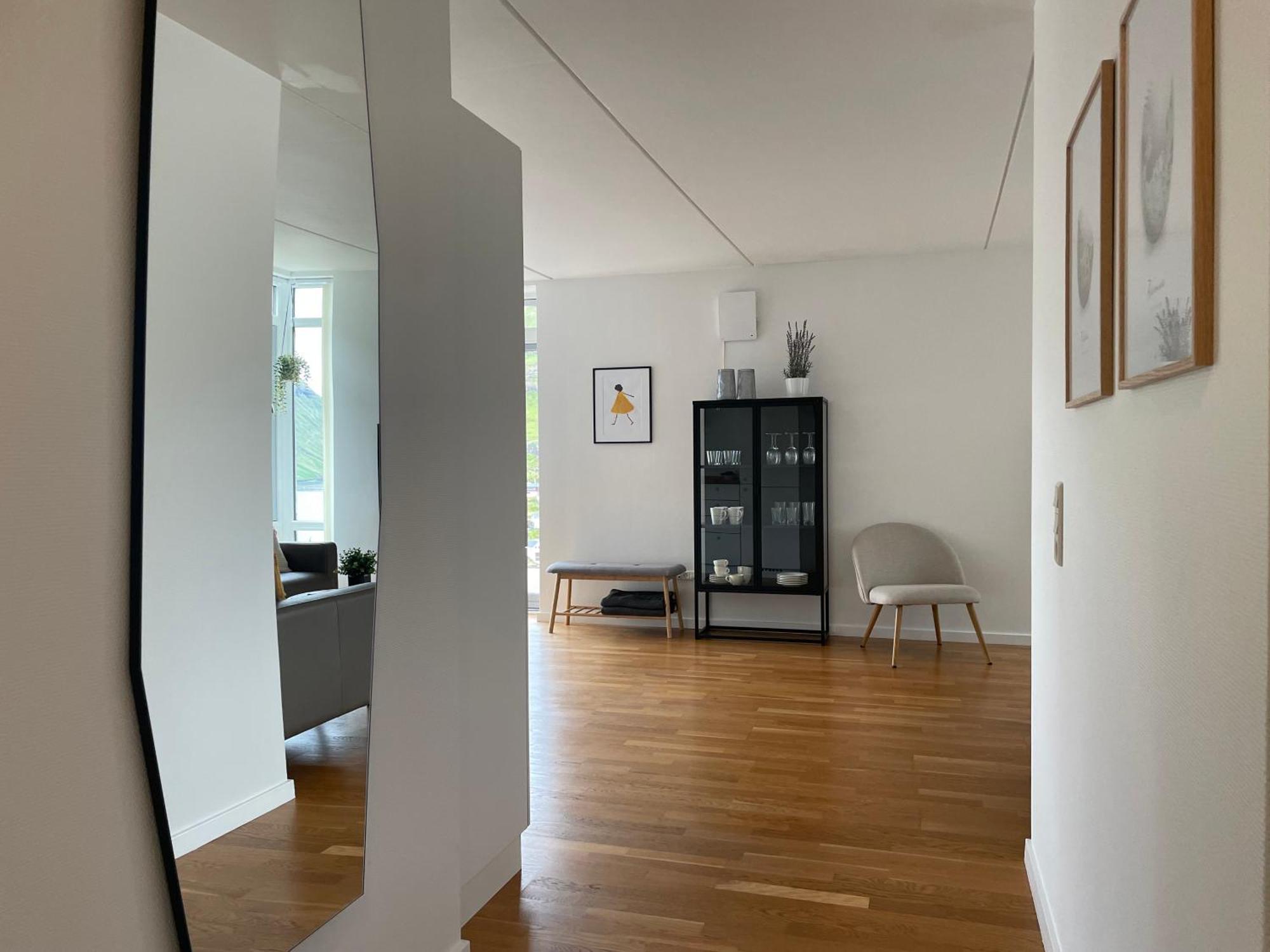 Unique Sea & Landscape View And Spacious Apartment Klaksvík 外观 照片